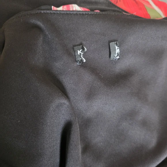 Kate And Lilly Black With Red Floral Dress Sheer And Lined Work Appreal Sz 12 - Picture 4 of 4